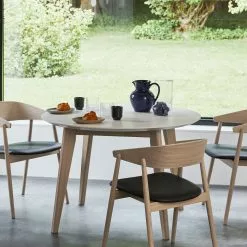 Andersen AC2 Lehnstuhl, White Pigmented Oak/Schwarz Leder -Cozy Living andersen ac2 arm chair black lacquered oak 10