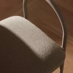 AYTM Angui Barhocker H92.5 Cm, Taupe -Cozy Living aytm angui bar chair anthracite boucle l37xw39xh925 11