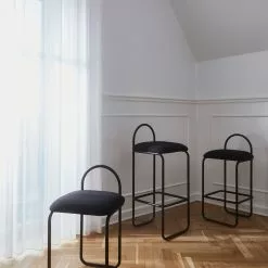 AYTM Angui Barhocker H92.5 Cm, Anthrazit -Cozy Living aytm angui bar chair anthracite boucle l37xw39xh925 7