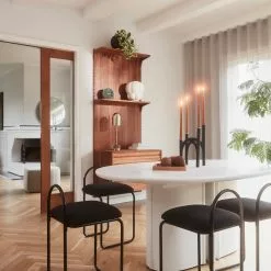 AYTM Angui Stuhl, Anthrazit -Cozy Living aytm angui chair anthracite boucle l37xw39xh68 3