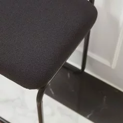 AYTM Angui Stuhl, Anthrazit -Cozy Living aytm angui chair anthracite boucle l37xw39xh68 5