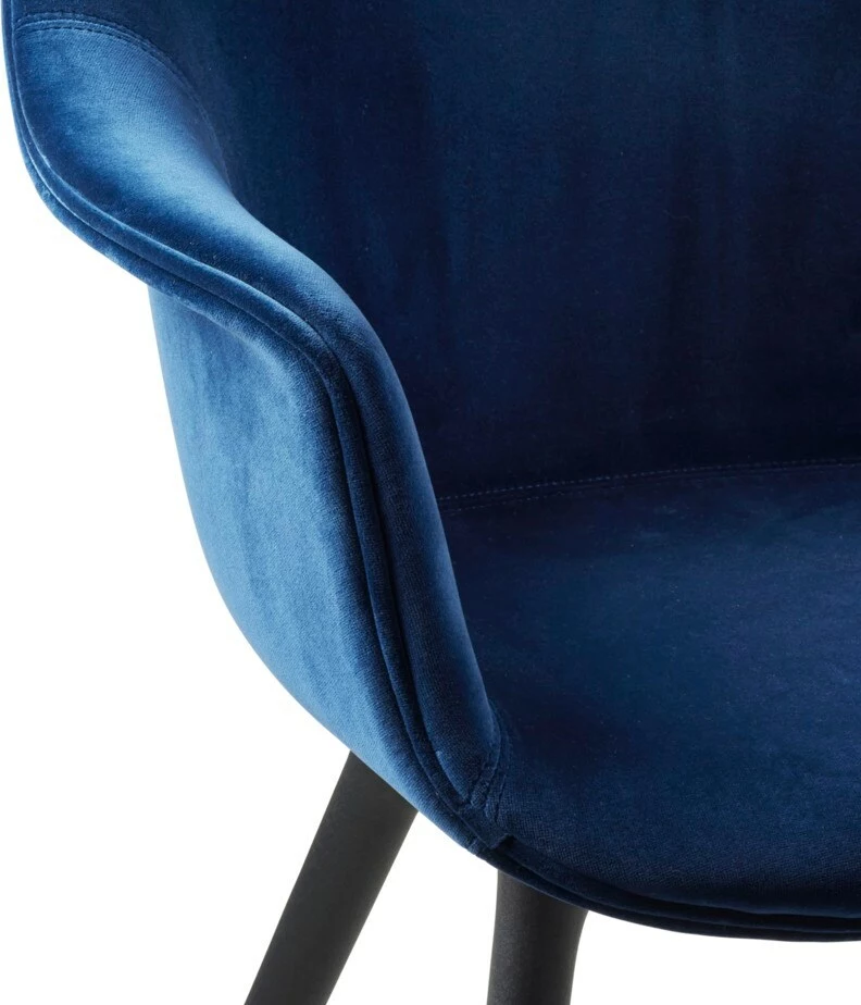 Gubi Bat Esszimmerstuhl Gepolstert / Kunststoffbasis, Saphirblau 2 Gubi Bat Esszimmerstuhl Gepolstert / Kunststoffbasis, Saphirblau – Bild 2