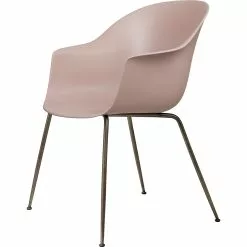 Gubi Bat Stuhl Conic, Antique Brass/ Sweet Pink