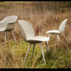 Gubi Beetle Esszimmerstuhl Outdoor, New Beige -Cozy Living gubi beetle esszimmerstuhl outdoor 7