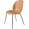 Gubi Beetle Stuhl Conic Matt Black, Amber Brown