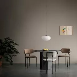 Gubi Coco Esszimmerstuhl Gepolstert Mit Armlehne, Around Bouclé 004 -Cozy Living gubi coco dining chair upholstered with armrest 0 scaled