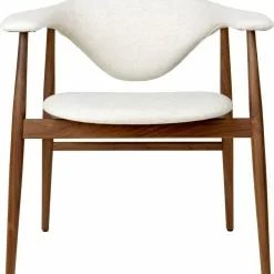 Gubi Masculo Esszimmerstuhl, Geöltes Walnussholz / Plain 0026 -Cozy Living gubi masculo dining chair wood base 10