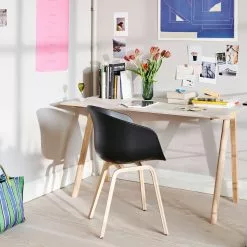 Hay AAC 22 Stuhl, , Mit Wasserlack Behandelte Eiche / Schwarz -Cozy Living hay aac 22 stuhl mit wasserlack behandelte eiche 10 scaled