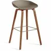 Hay AAS 32 Barhocker Hoch, Mit Lack Auf Wasserbasis Lackiert Walnussholz / Khaki