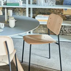 Hay Soft Edge 10 Stuhl Wasserbasiert Lack, Sitz Eiche / Schwarze Beine -Cozy Living hay soft edge 10 stuhl wasserbasiert lack 15