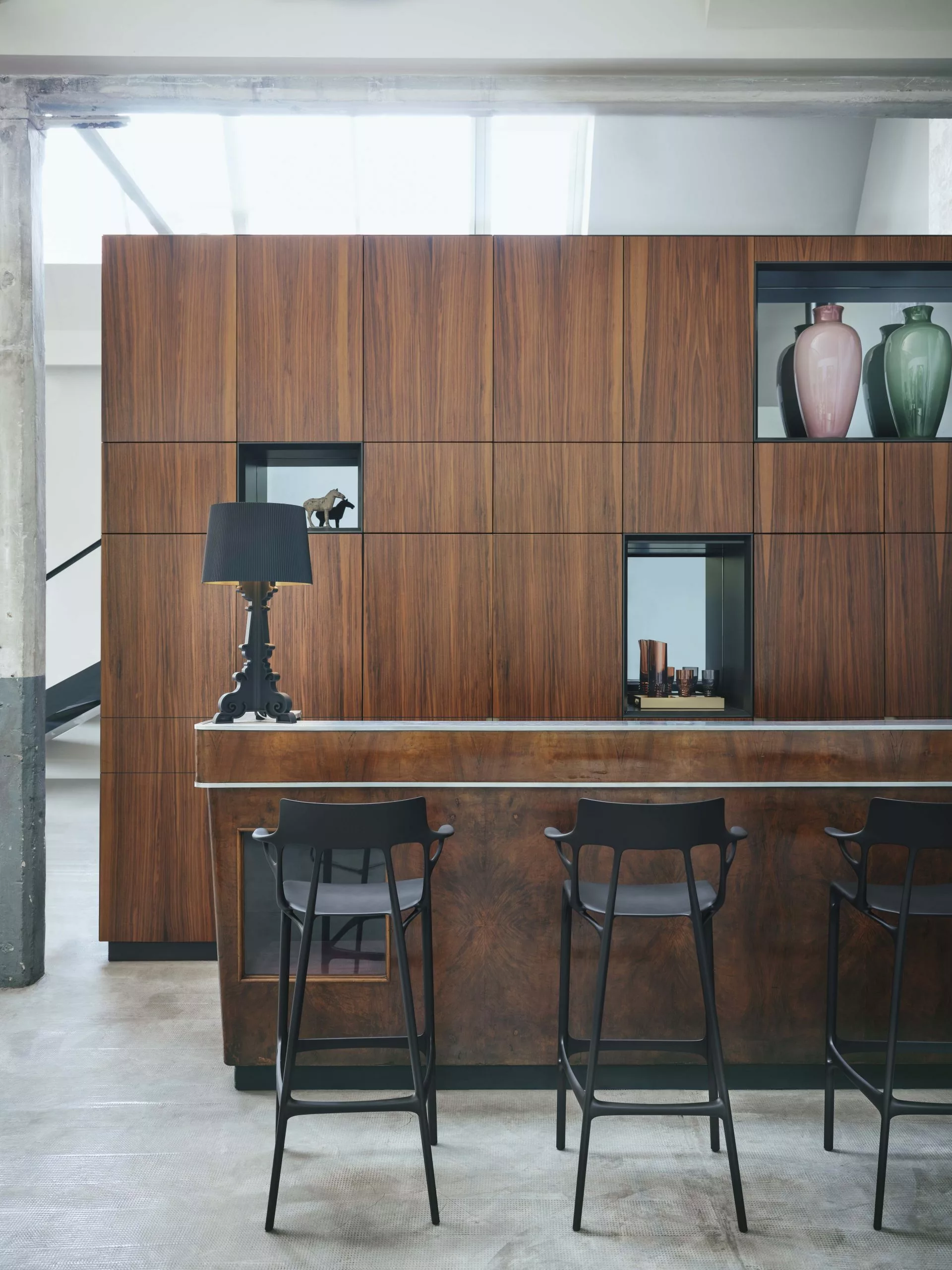 Kartell A.I. Barhocker Recycelt 75 Cm, Schwarz 5 Kartell A.I. Barhocker Recycelt 75 Cm, Schwarz – Bild 5