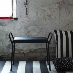 Maze Anyone Hocker, Schwarz -Cozy Living maze anyone hocker 17