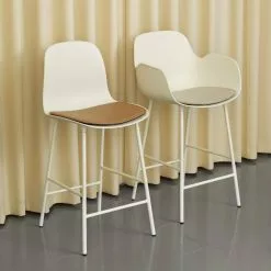 Normann Copenhagen Form Barhocker Hoher Rücken 65 Cm Stahl, Weiß -Cozy Living normann copenhagen form barhocker hoher rucken 65 cm stahl 2