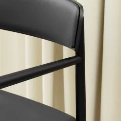 Normann Copenhagen Timb Lehnstuhl, Ultra Leather, Schwarz / Schwarz -Cozy Living normann copenhagen timb lehnstuhl ultra leather 7