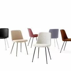 &Tradition Rely Stuhl HW9, Brüniert / Serafino 002 Snow -Cozy Living tradition rely stuhl hw9 bruniert 1